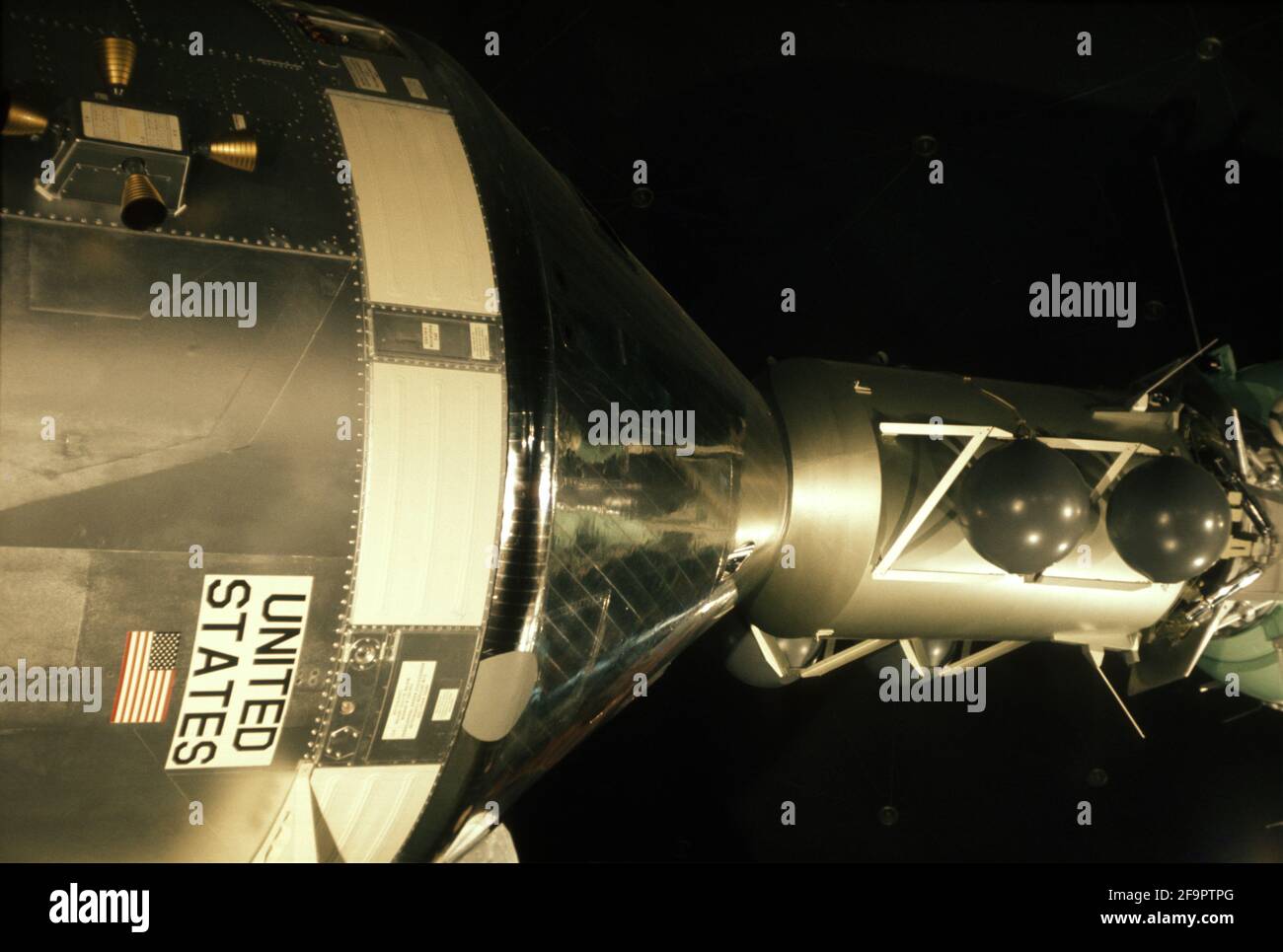 Amerikanische Apollo-Raumsonde dockte über den Andockadapter des Apollo Sojus Test Project (ASTP) an die russische Sojus an, Paris Air Show (30/05/73) Stockfoto
