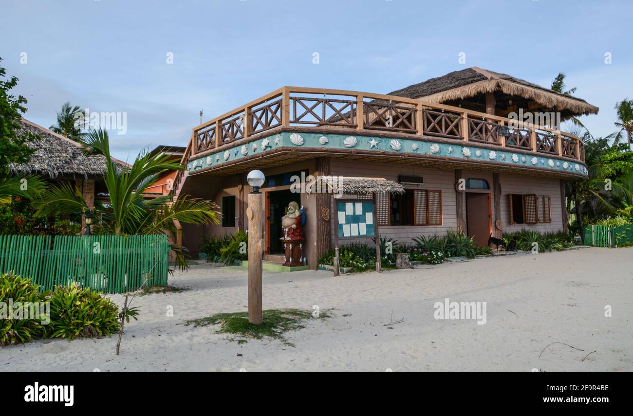 Das Hauptgebäude eines Resorts auf Malapascua Island, Philippinen Stockfoto