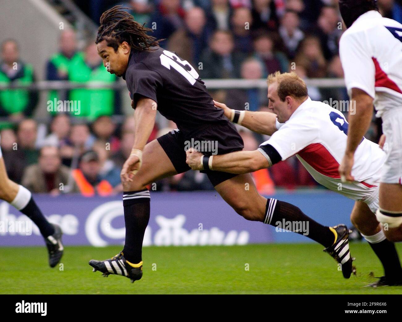 RUGBY ENGLAND V NEUSEELAND 9/11/2002 BILD DAVID ASHDOWNRUGBY Stockfoto