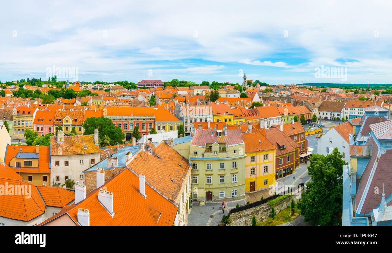 Luftaufnahme der ungarischen Stadt Sopron vom Feuerturm. Stockfoto