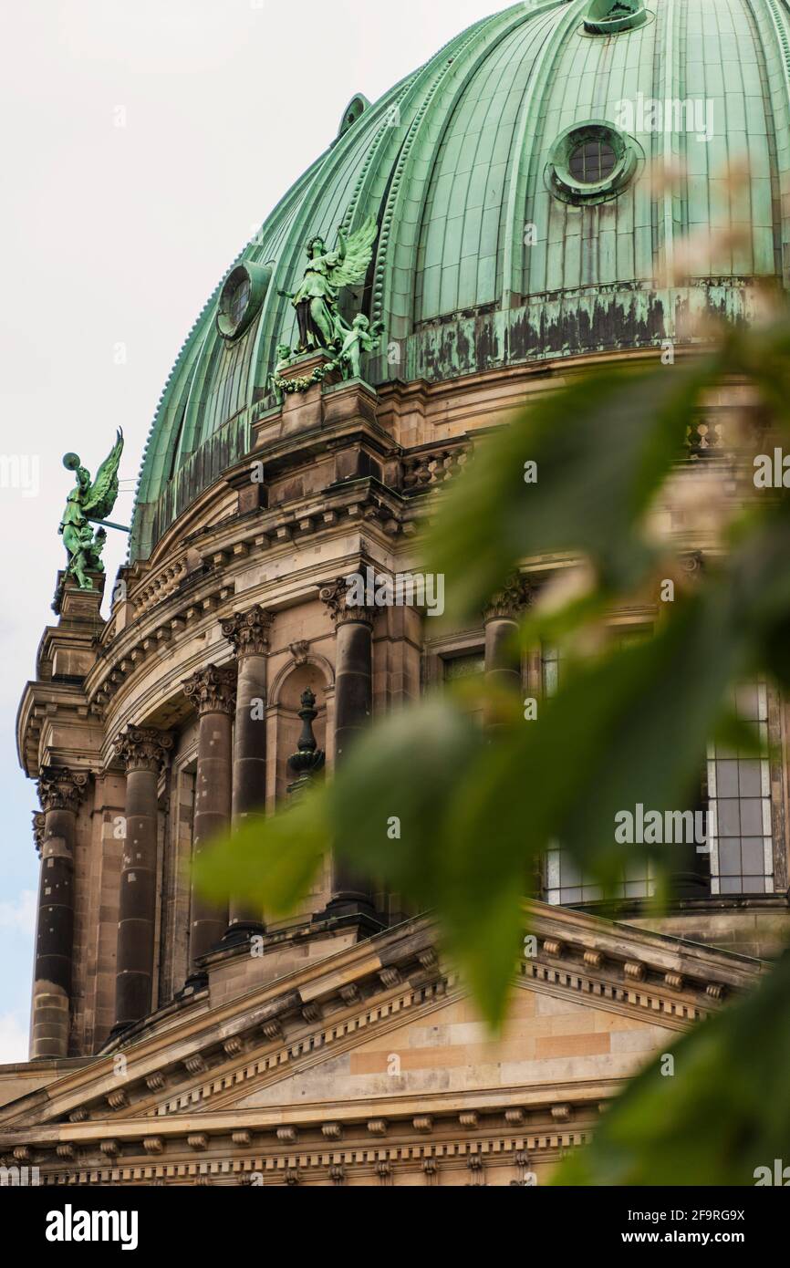 13. Mai 2019 Berlin, Deutschland - Details der Fassade des Berliner Doms in der historischen Stadt Berlin in Deutschland. Stockfoto