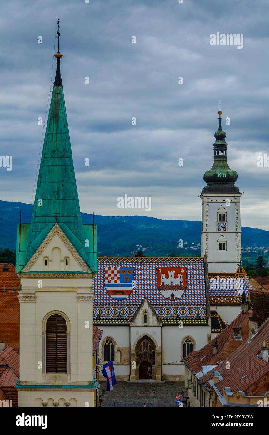 Markuskirche und parlamentsgebäude Zagreb, Kroatien. Stockfoto