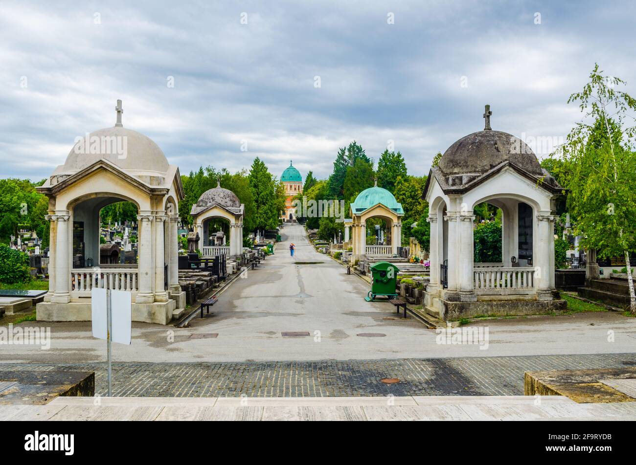 Der Friedhof Mirogoj ist ein Friedhofspark, der als eine der bemerkenswertesten Sehenswürdigkeiten in der Stadt Zagreb gilt. Stockfoto