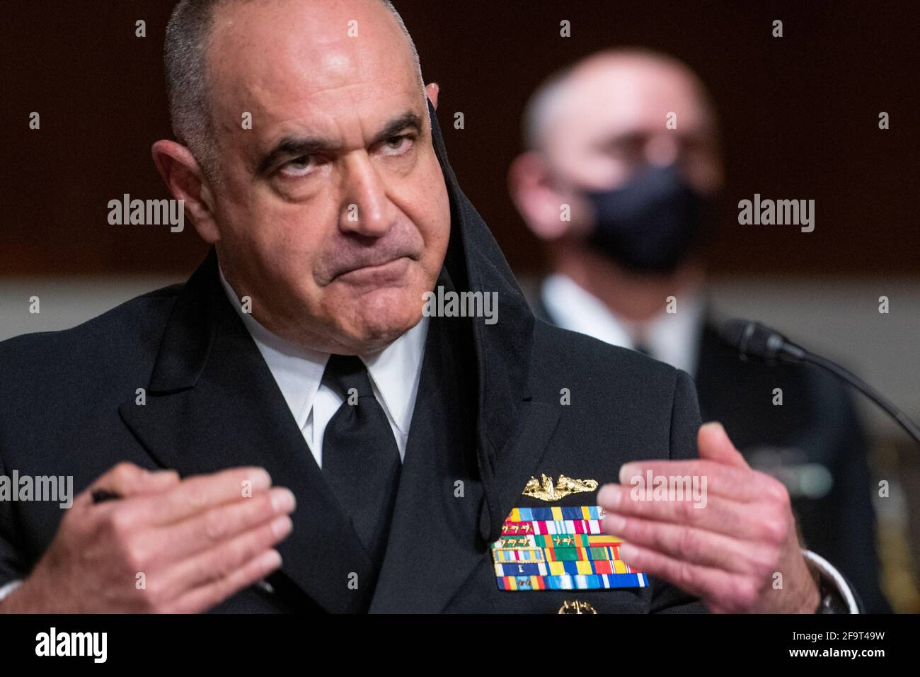 Washington, Vereinigte Staaten Von Amerika. April 2021. Admiral Charles Richard, Commander, United States Strategic Command, erscheint vor einer Anhörung des Senats Committee on Armed Services, um das United States Strategic Command und das United States Space Command im Hinblick auf den Antrag auf Genehmigung der Verteidigung für das Geschäftsjahr 2022 und das Future Years Defence Program zu untersuchen. Im Dirksen Senate Office Building in Washington, DC, Dienstag, 20. April 2021. Quelle: Rod Lamkey/CNP, weltweite Nutzung Quelle: dpa/Alamy Live News Stockfoto