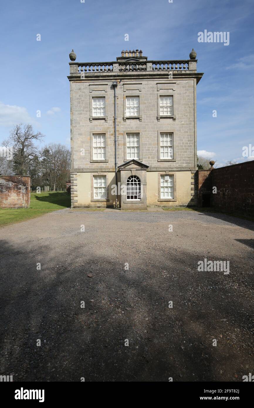 Scotland, Ayrshire,Ochiltree, Auchinleck House, 16 Apr 2021. Schönes Beispiel einer schottischen Landvilla aus dem 18. Jahrhundert, Heimat von James Boswell Stockfoto