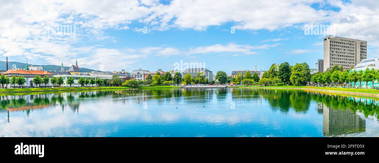 see Lille Lungegardsvannet im öffentlichen Park der Innenstadt Bergen Stockfoto