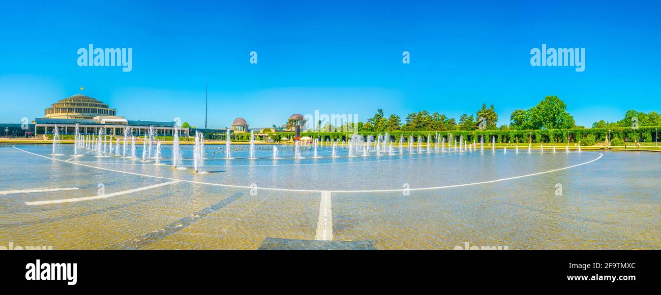 Multimedialer Wroclaw-Brunnen vor der Stulecia-Halle, Polen Stockfoto