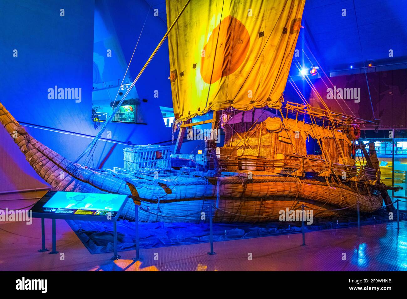 OSLO, NORWEGEN, 24. AUGUST 2016: Innenraum des Kon Tiki Museums in Oslo, Norwegen Stockfoto