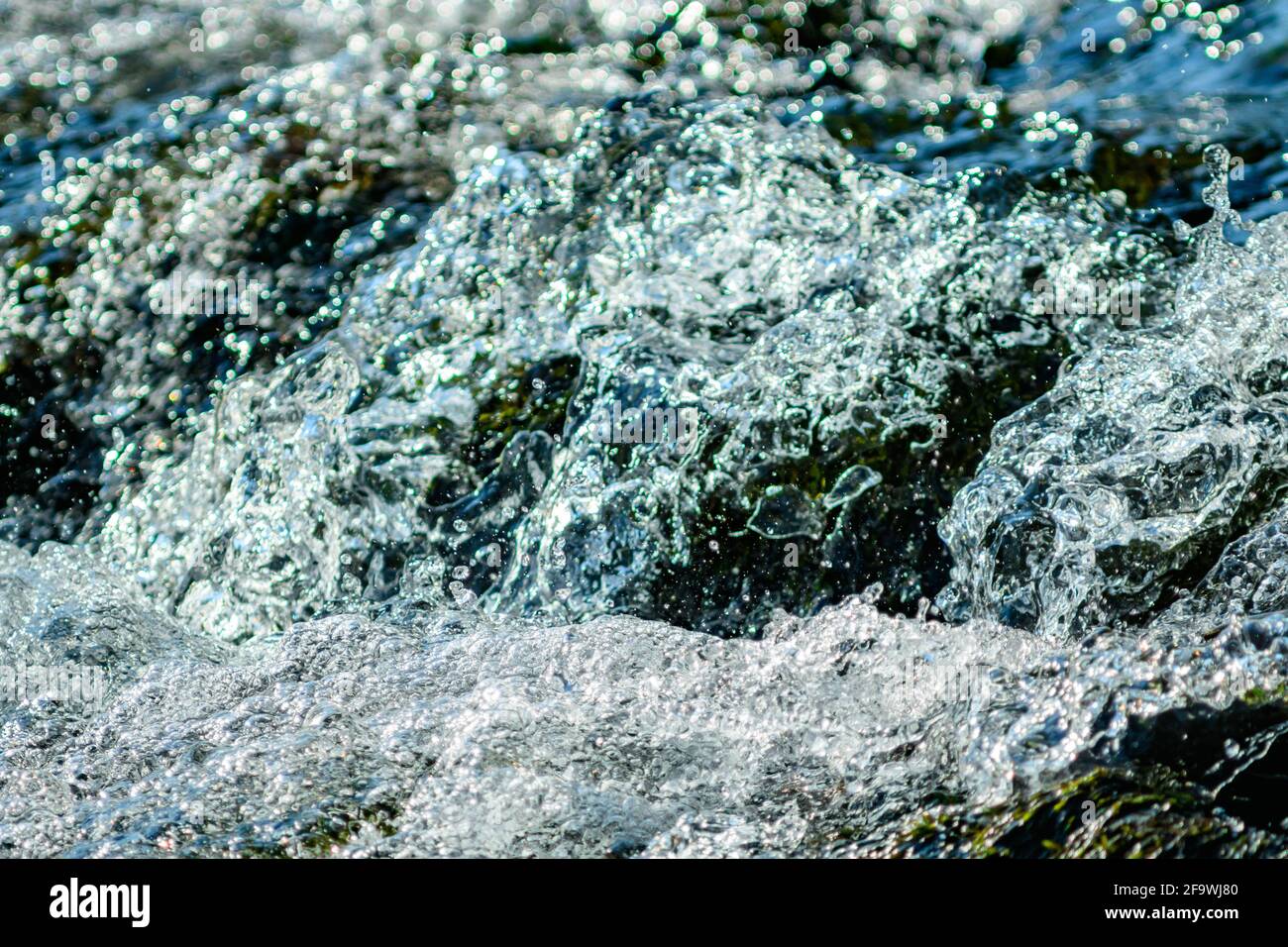 Kleine Kaskade am Fluss gusen in oberösterreich Stockfoto