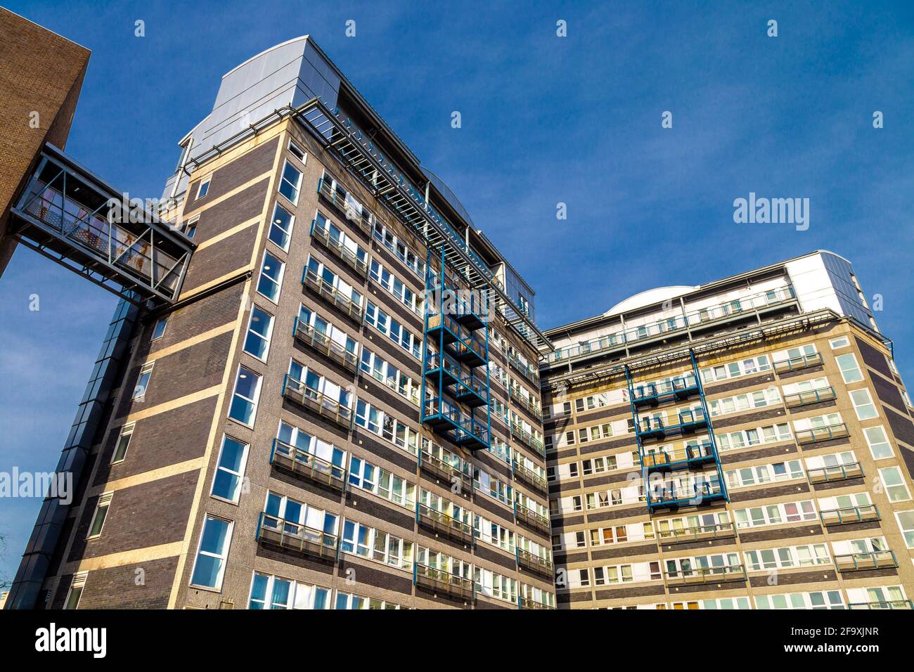 Außenansicht des Vista Building, ehemaliges Bürogebäude, das in Wohnwohnungen umgewandelt wurde, Woolwich, London, Großbritannien Stockfoto