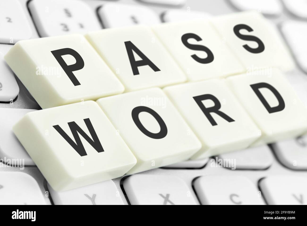 Kennwortaufkleber und PC-Tastatur Stockfoto