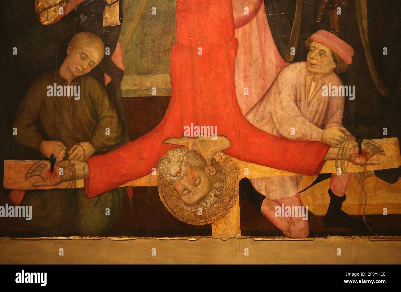 Kreuzigung des heiligen Petrus, von Pere Serra . um 1400. Von der Kirche St. Pere de Cubells, Katalonien.Nationales Kunstmuseum von Katalonien. Barcelona. Catalon Stockfoto