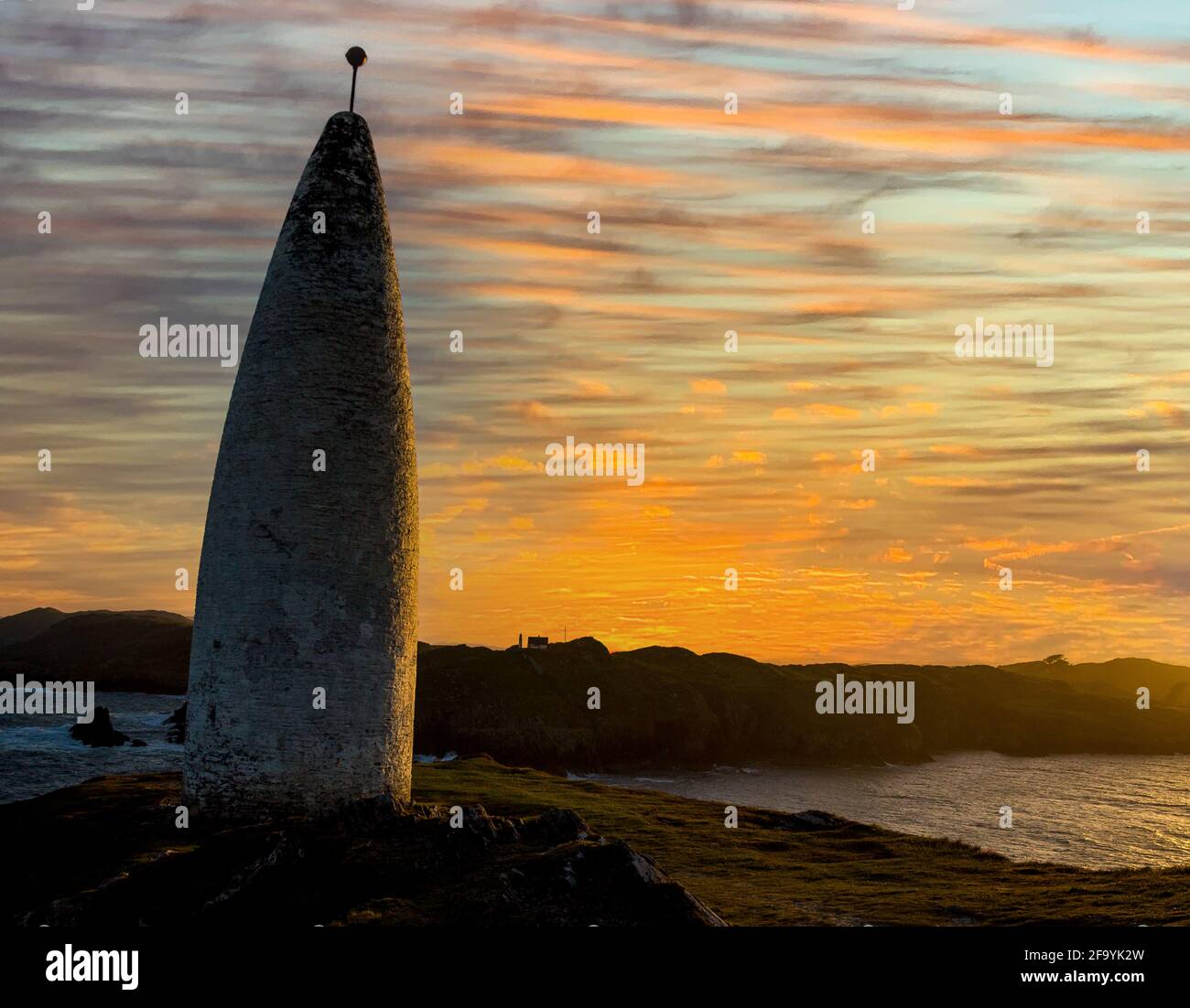 Baltimore Beacon bei Sonnenuntergang in Irland Stockfoto