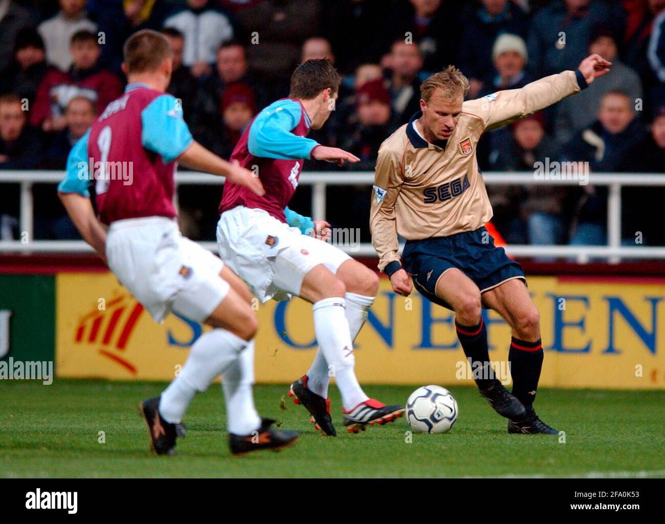 WEST HAM V ARSENAL 15/12/2001 BILD DAVID ASHDOWNFOOTBALL Stockfoto