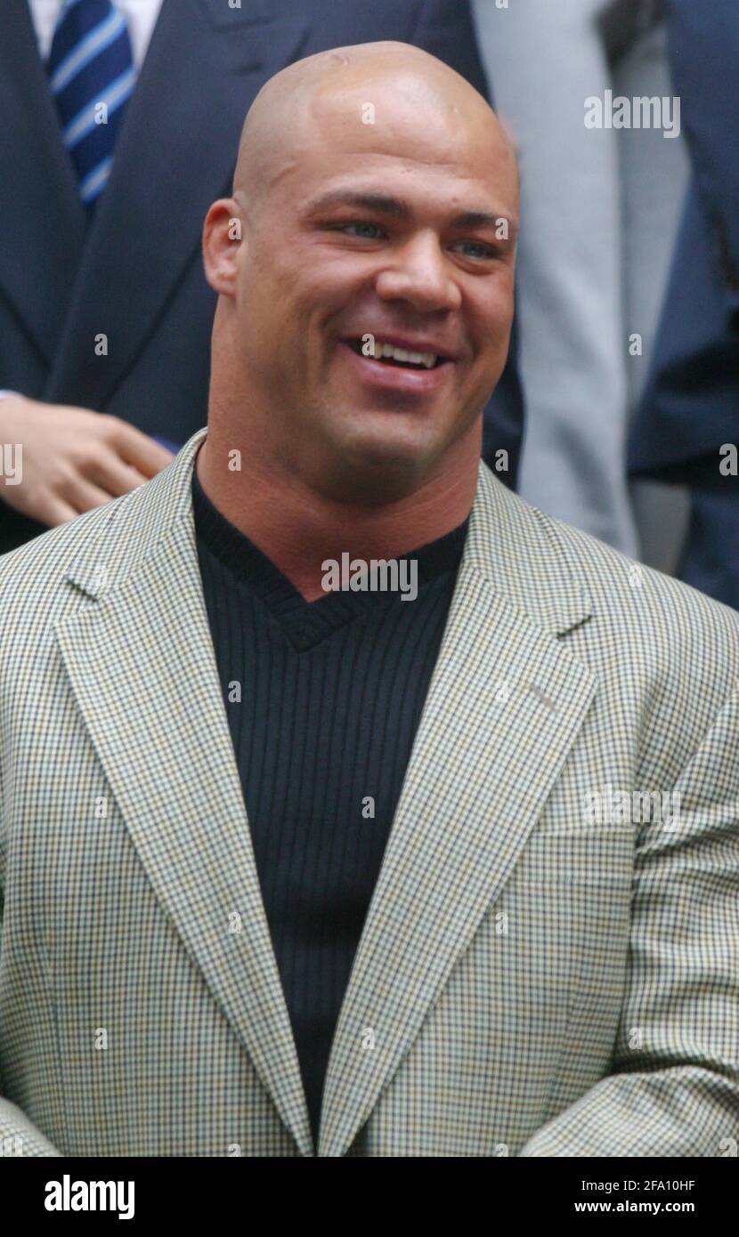 Kurt Angle 2004 Von John Barrett/PHOTOlink Stockfoto