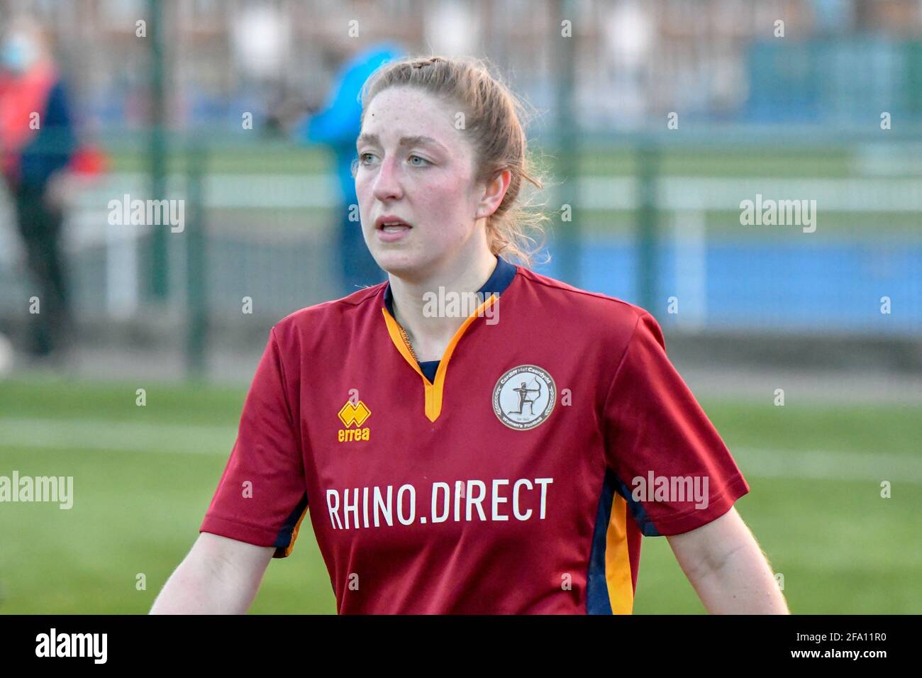 Cardiff, Wales. 21. April 2021. Lucy Finch von Cardiff traf Frauen während des Spiels der Welsh Premier Women's League zwischen Cardiff Meet Women und Swansea City Ladies am 21. April 2021 auf dem Cyncoed Campus in Cardiff, Wales, Großbritannien. Quelle: Duncan Thomas/Majestic Media/Alamy Live News. Stockfoto