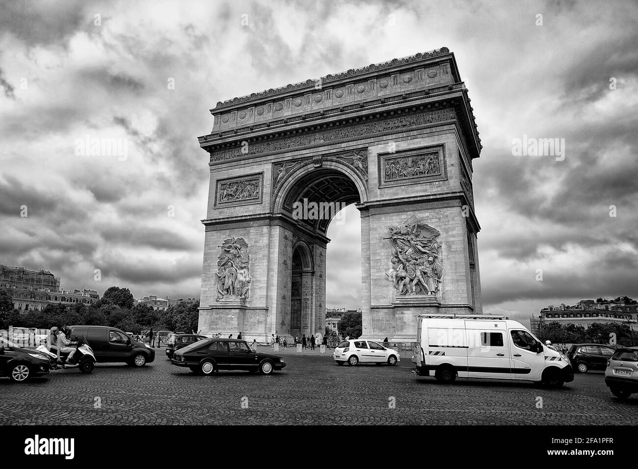 Arc de triomphe paris Schwarzweiß-Stockfotos und -bilder - Alamy