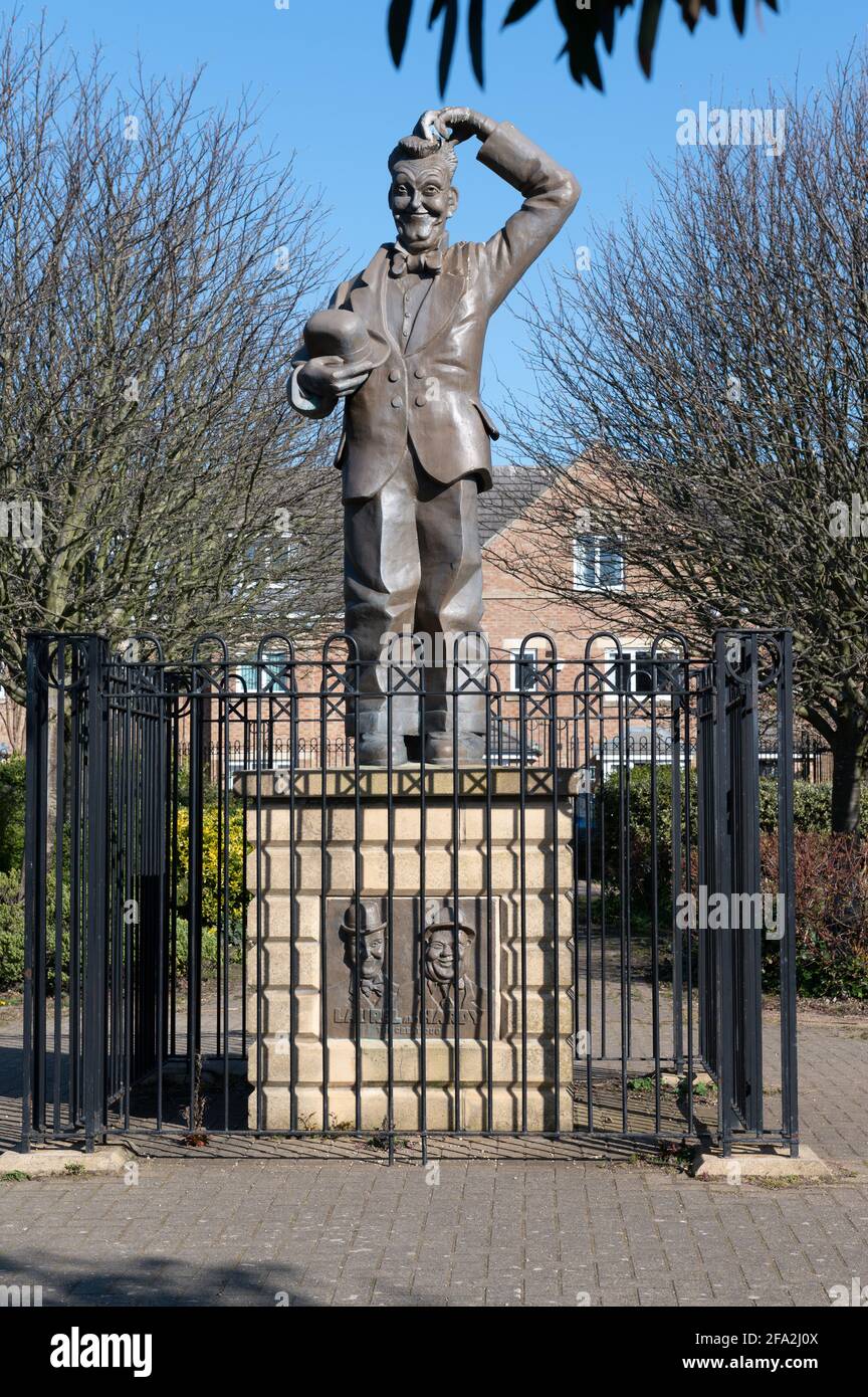 Stan Laurel Statue in Laurel Park, North Shields Tyne and Wear, Großbritannien Stockfoto