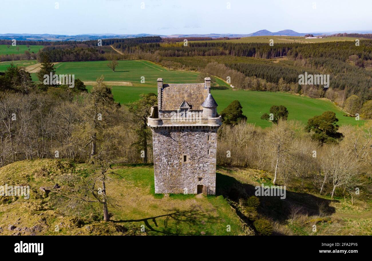 Luftaufnahme von Fatlips Castle, oder Minto Castle, einem Schälturm in Roxburghshire, an den schottischen Grenzen, Schottland, Großbritannien Stockfoto