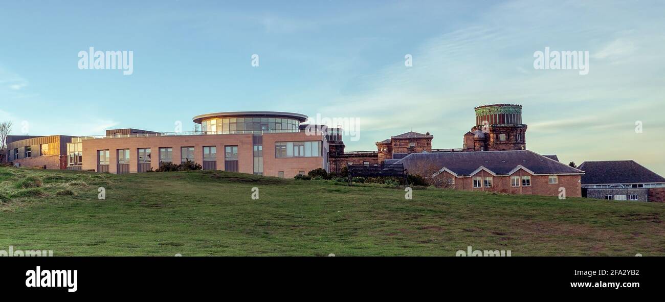 Das Royal Observatory ist eine astronomische Einrichtung in den Blackford Hills Edinburgh, Schottland, Großbritannien Stockfoto