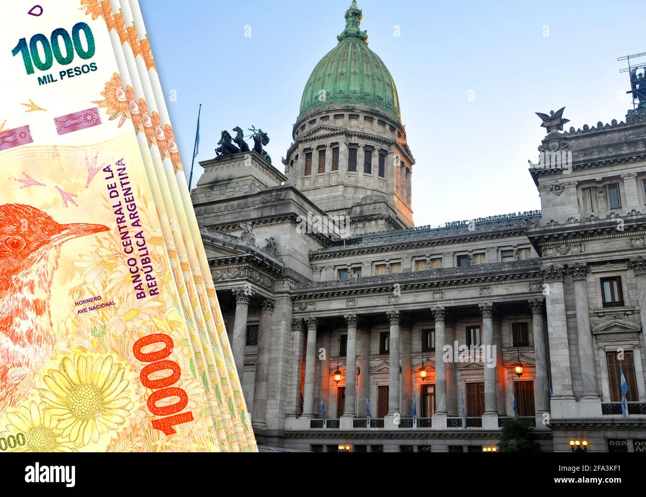 Geld / Bargeld: Argentinischer Peso und Kongress der argentinischen Nation. Stockfoto