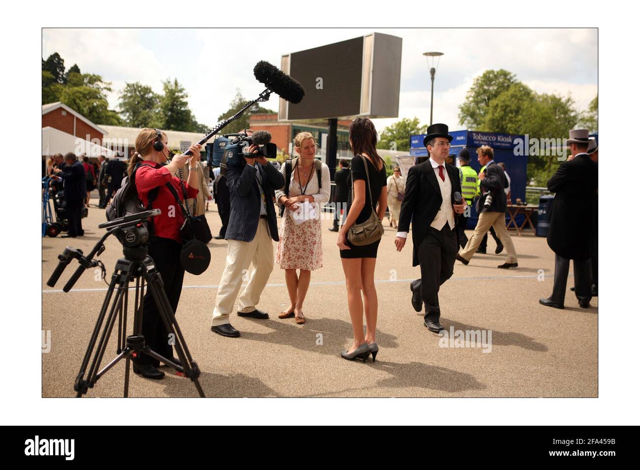 Rennfahrer am ersten Tag von Royal Ascot 2008.Foto Von David Sandison The Independent Stockfoto