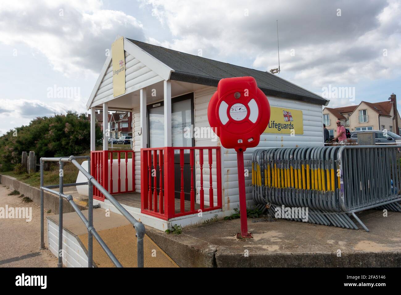 Rettungsschwimmer-Station am Southwold Beach in Suffolk, Großbritannien Stockfoto
