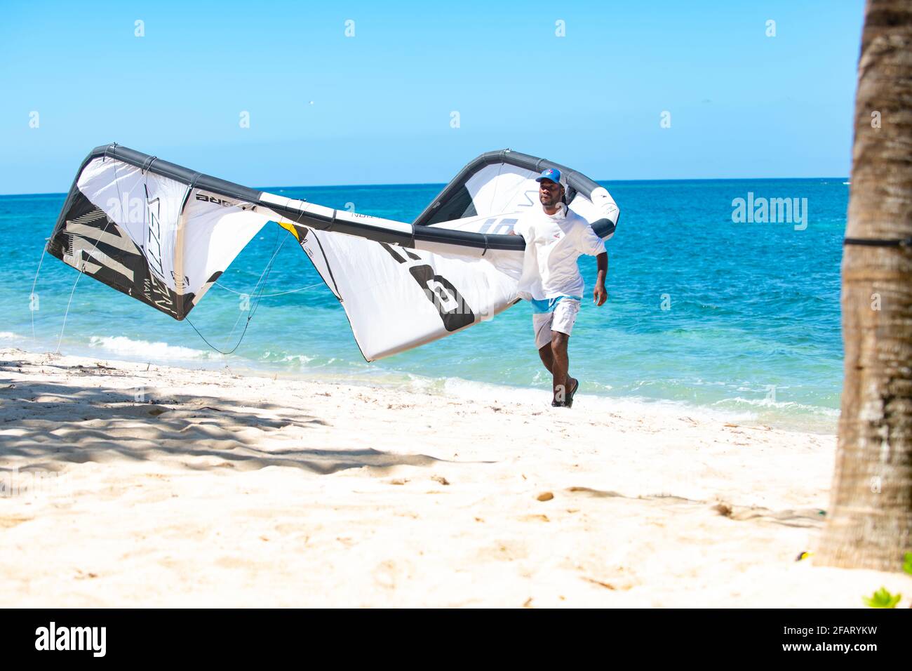 Kitesurfen in der Karibik Stockfoto