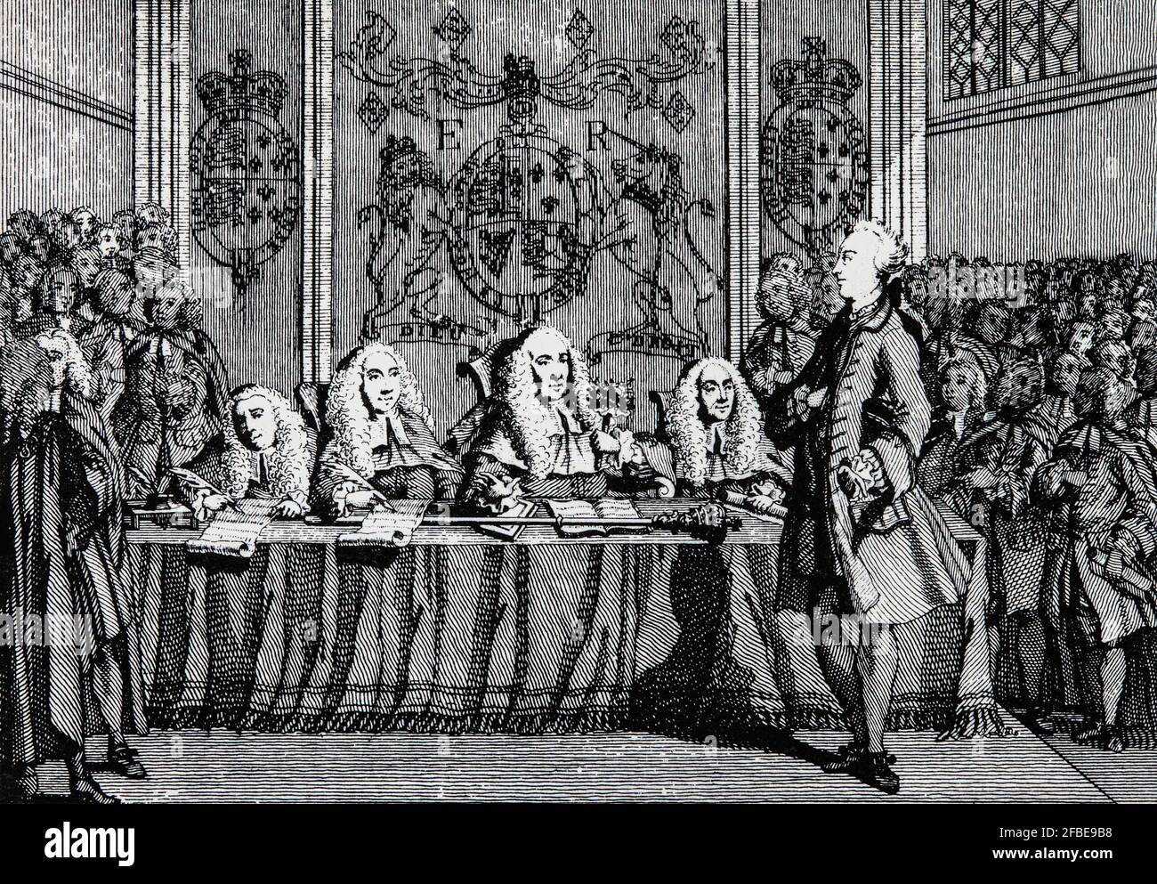 John Wilkes (1725-1797), ein britischer radikaler Journalist und Politiker, sowie ein Richter, Essayist und Soldat, während er vor der Bank des Königs vor Gericht stand. Er wurde 1757 zum Mitglied des Parlaments für Middlesex gewählt und kämpfte für das Recht seiner Wähler und nicht für das Unterhaus, ihre Vertreter zu bestimmen. 1776 führte er den ersten Gesetzentwurf zur parlamentarischen Reform im britischen Parlament ein. Stockfoto