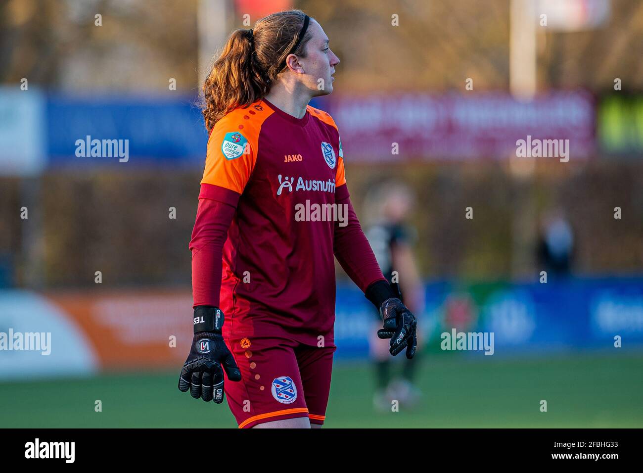 ZWOLLE, NIEDERLANDE - 23. APRIL: Torhüterin Tess van der Flier vom sc Heerenveen während des niederländischen Women's Eredivisie-Spiels zwischen PEC Zwolle und SC Hee Stockfoto