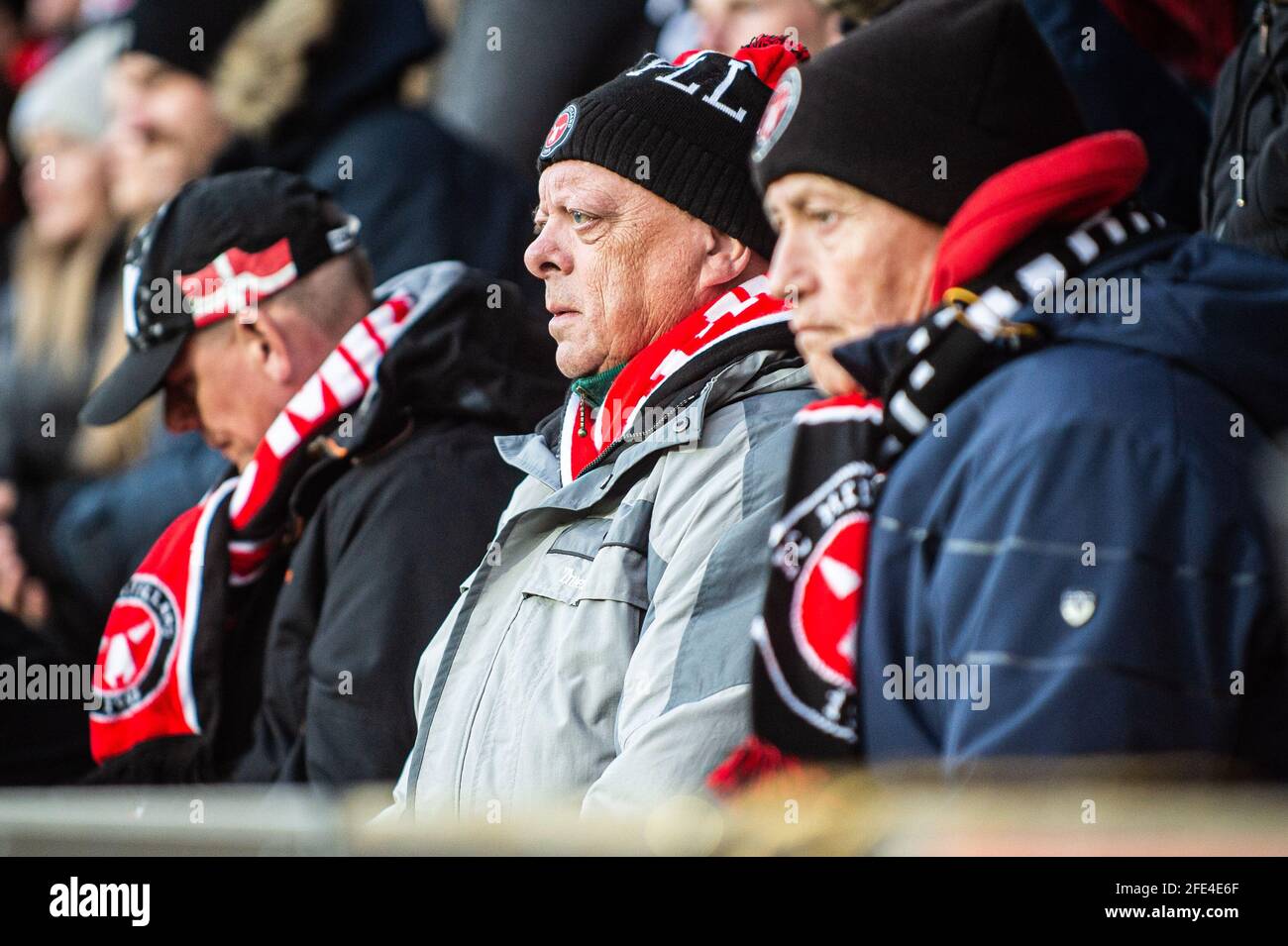 Herning, Dänemark. 22. April 2021. Fußballfans des FC Midtjylland sind wieder in der MCH Arena, um das 3F Superliga-Spiel zwischen dem FC Midtjylland und dem FC Kopenhagen in Herning zu besuchen. (Foto: Gonzales Photo - Morten Kjaer). Stockfoto