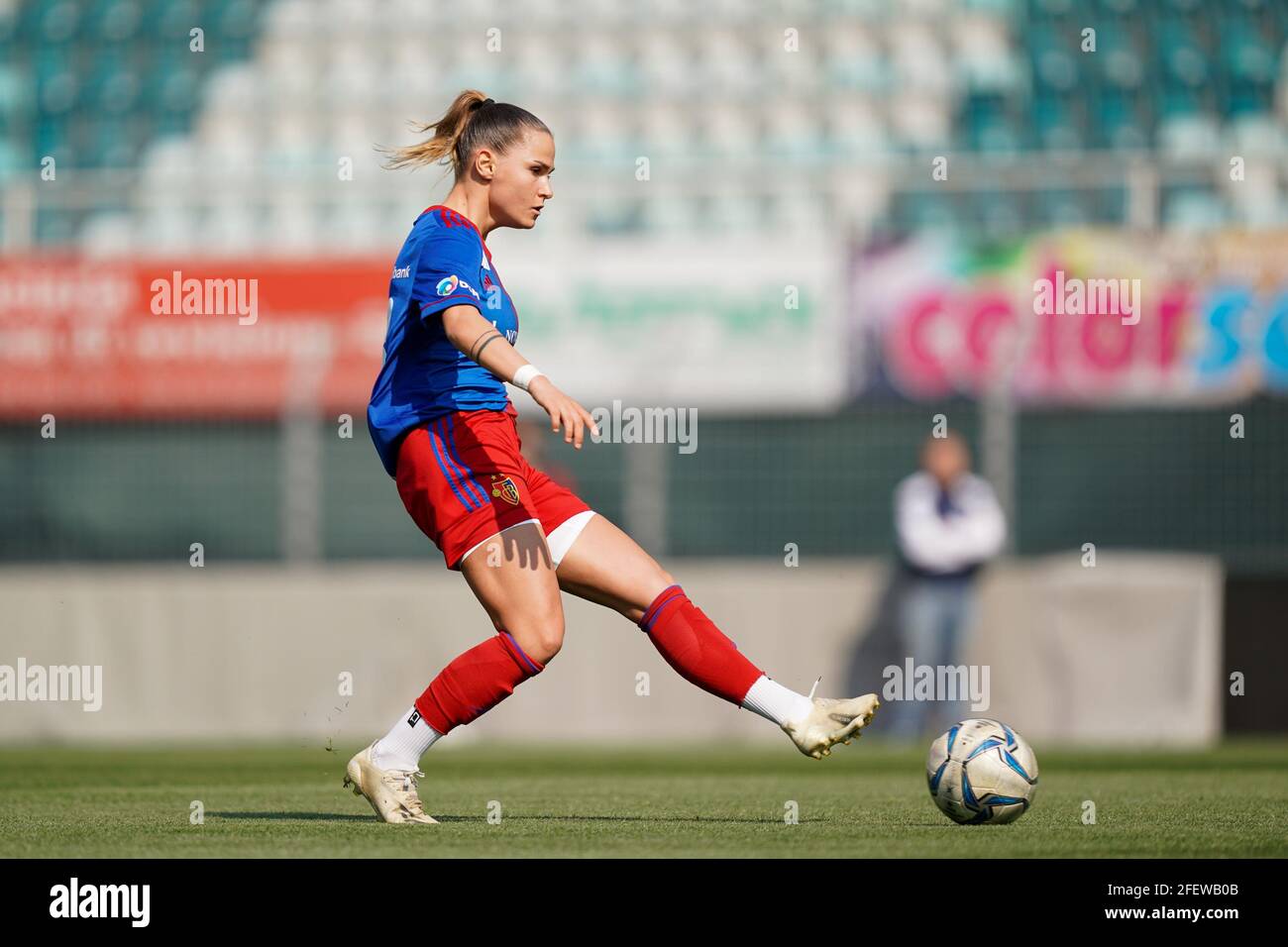 24 04 2021 Fußball Stockfotos und -bilder Kaufen - Alamy