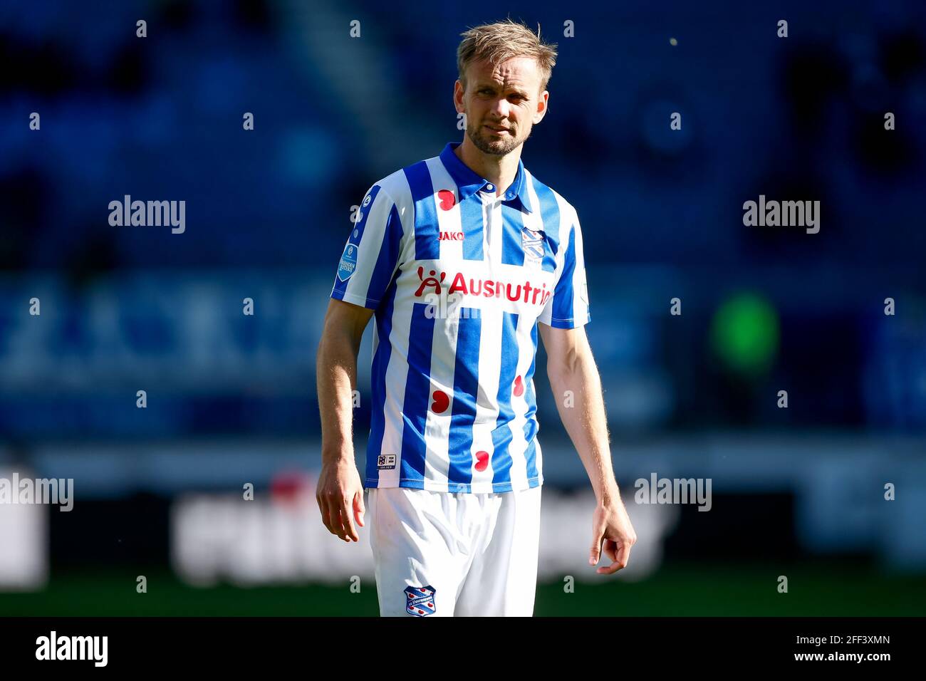 HEERENVEEN, NIEDERLANDE - 24. APRIL: Siem de Jong vom SC Heerenveen während des niederländischen Eredivisie-Spiels zwischen SC Heerenveen und PEC Zwolle in der Abe Lenstr Stockfoto