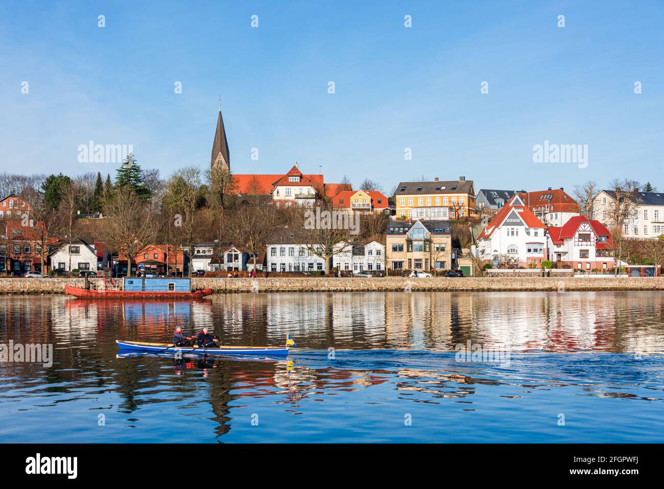 Schleswig-Holstein, April 2021 - Impressionen aus der Hafenstadt Eckernförde in der Vorsaison mit Coronabschätzungen Stockfoto
