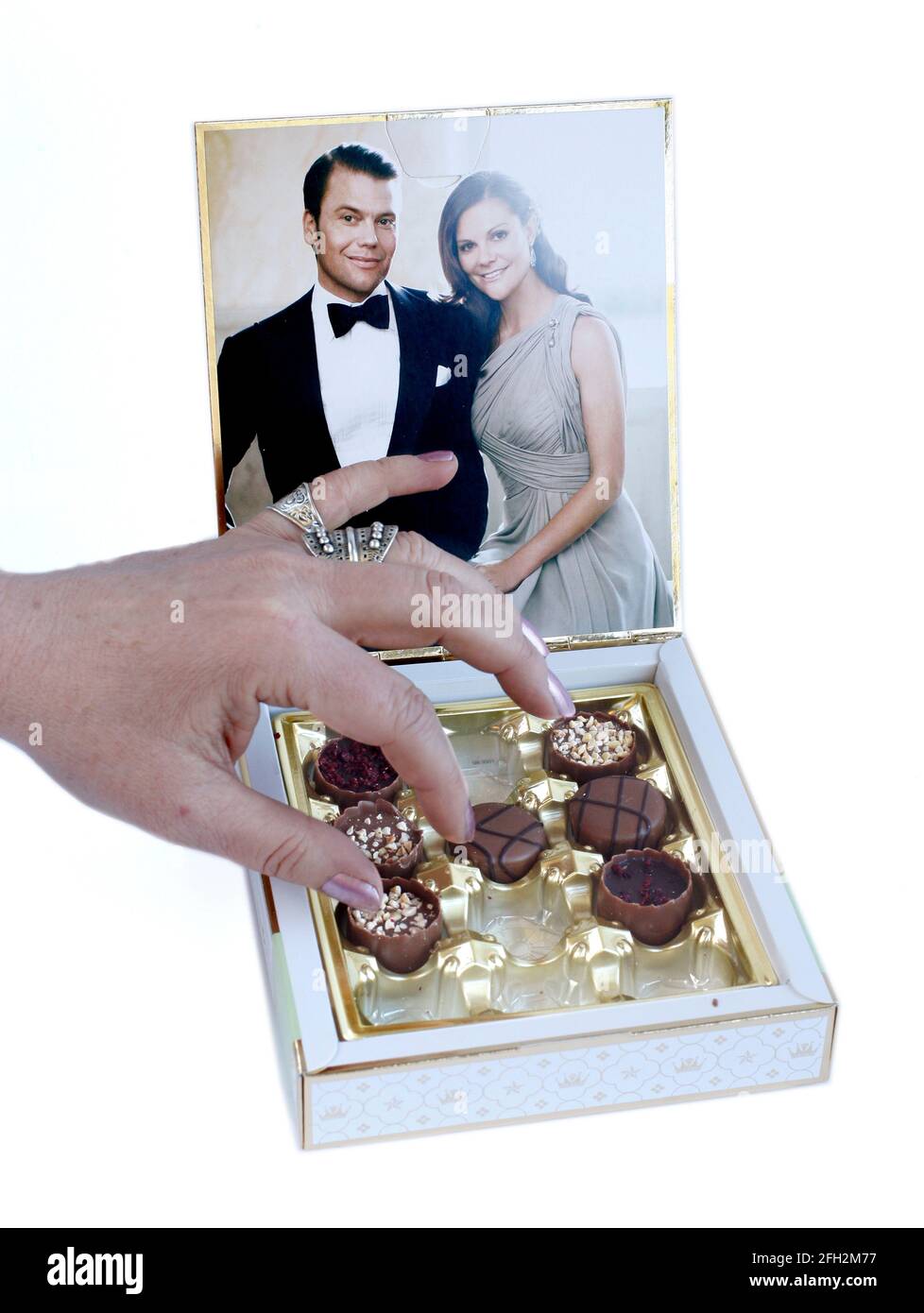 Schokolade aus Cloetta vor der königlichen Hochzeit, mit Kronprinzessin Victoria und Prinz Daniel. Stockfoto