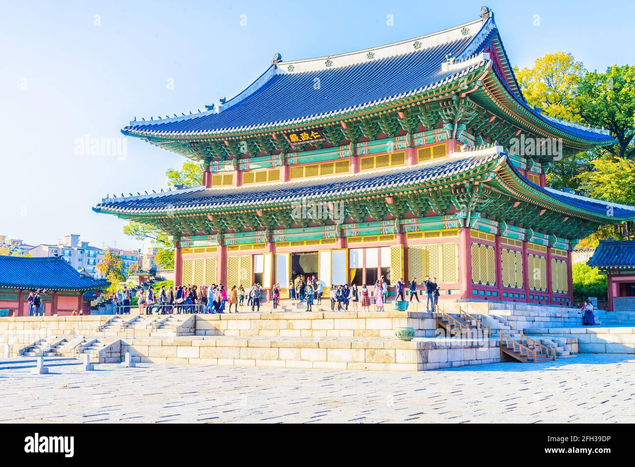 Schöne und alte Architektur im Changdeokgung-Palast in Seoul Korea Stockfoto