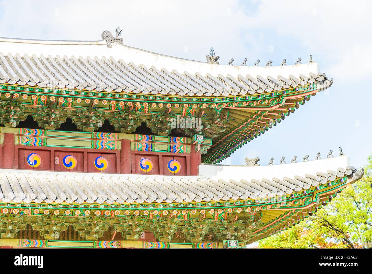 Schöne und alte Architektur im Changdeokgung-Palast in Seoul Korea Stockfoto