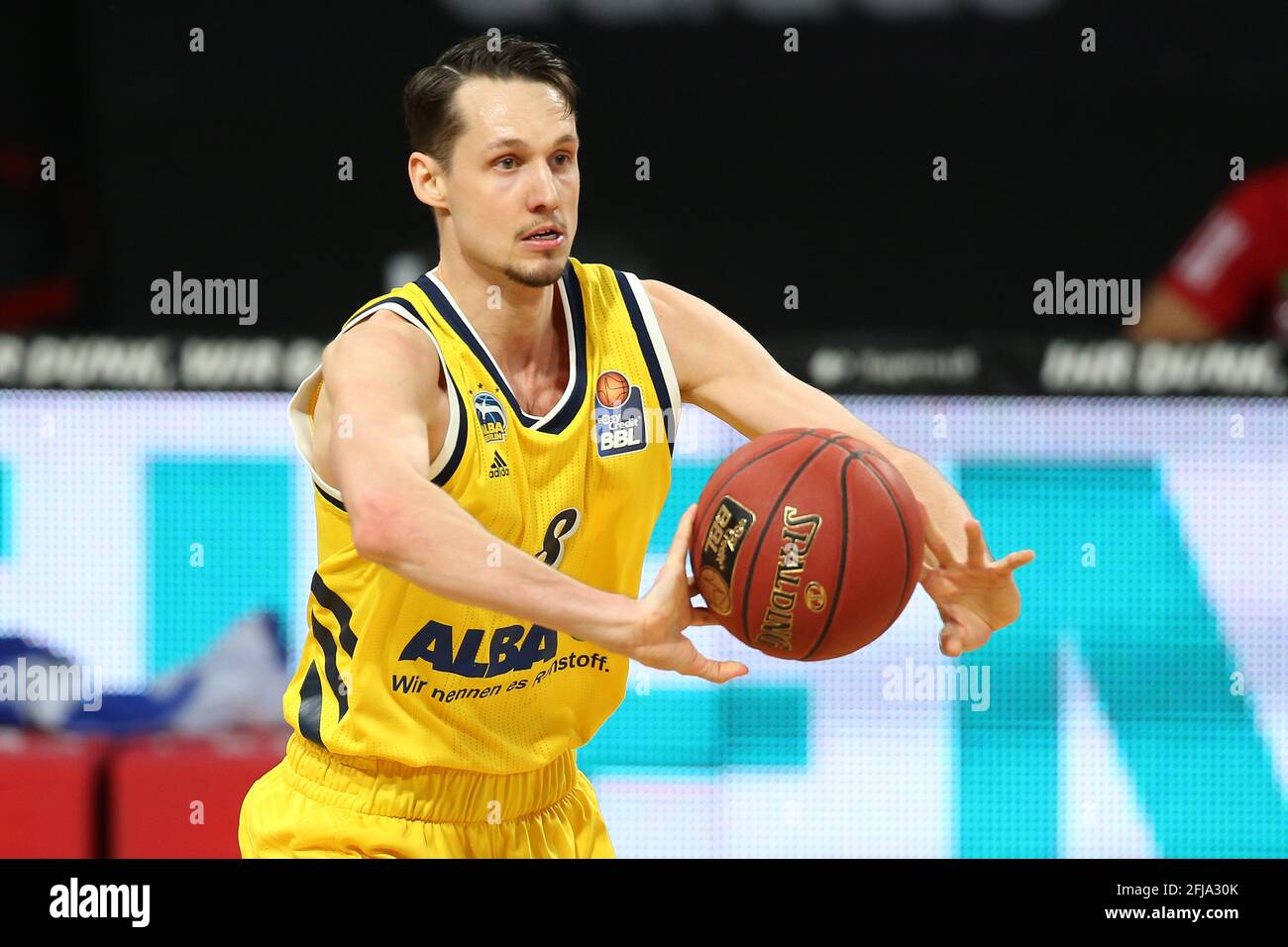 firo: 25.04.2021, Basketball, 1. Bundesliga, Saison 2020/2021, FC Bayern Basketball, FC Bayern Basketball - Alba Berlin, Marcus Eriksson, Alba Berlin, Alba, Berlin, Halbzahl, weltweite Nutzung Stockfoto