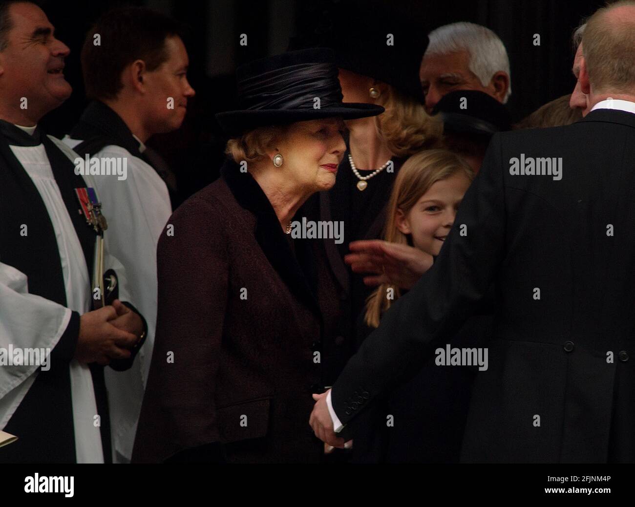margret thatcher bei der Gedenkfeier für ihren Mann denis. 30/10/03 pilston Stockfoto