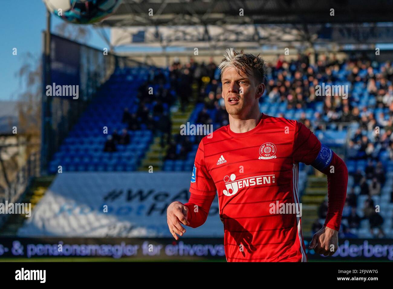 Odense, Dänemark. April 2021. Kasper Enghardt (2) von Lyngby Boldklub wurde während des 3F Superliga-Matches zwischen Odense Boldklub und Lyngby Boldklub im Nature Energy Park in Odense gesehen. (Foto: Gonzales Photo/Alamy Live News Stockfoto