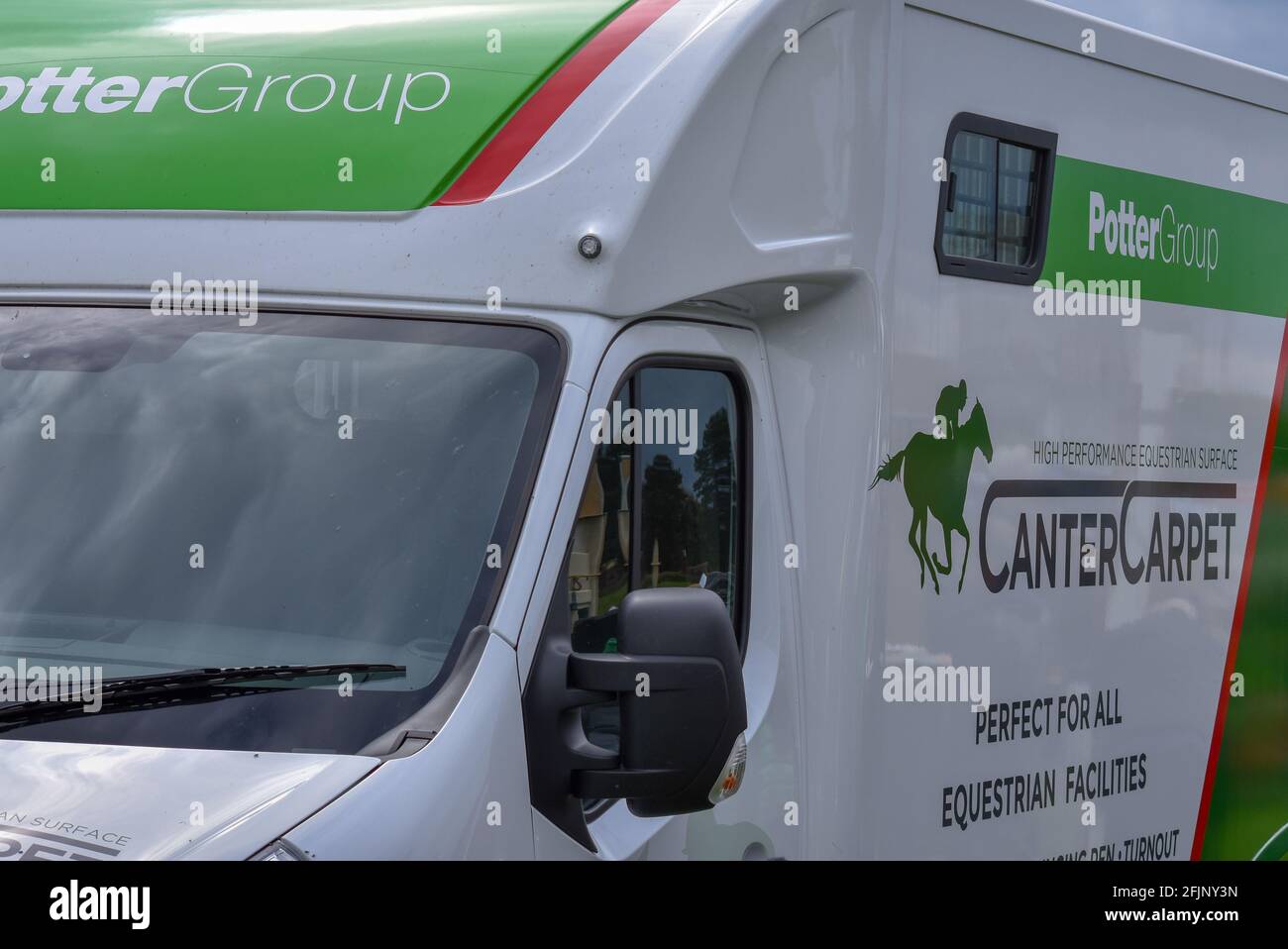 Eyton Races an einem Feiertag am Montag, Pferderennen von seiner besten Seite. Stockfoto