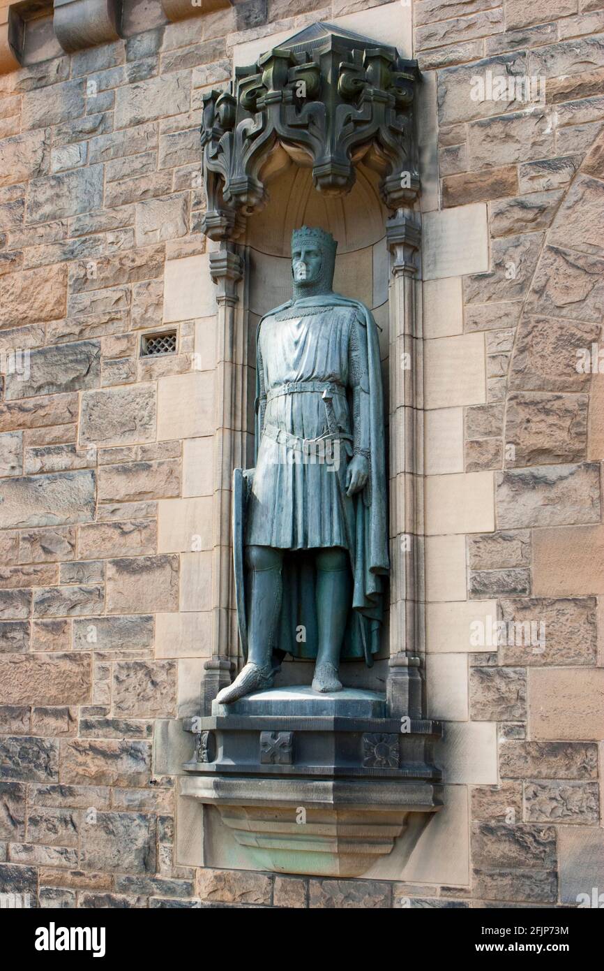 Statue von Robert the Bruce, Edinburgh Castle, Edinburgh, Lothian, Schottland, Vereinigtes Königreich Stockfoto