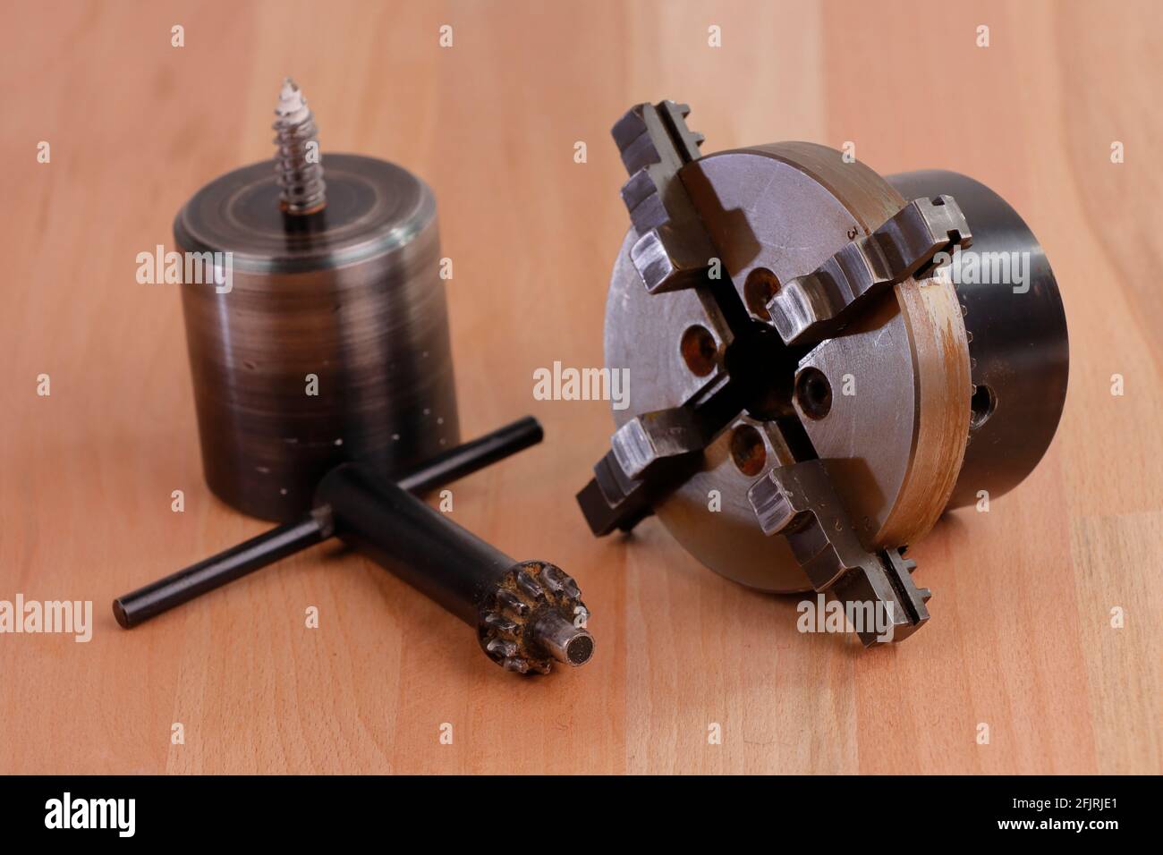 Einige Stahlteile einer Werkzeugmaschine Stockfoto