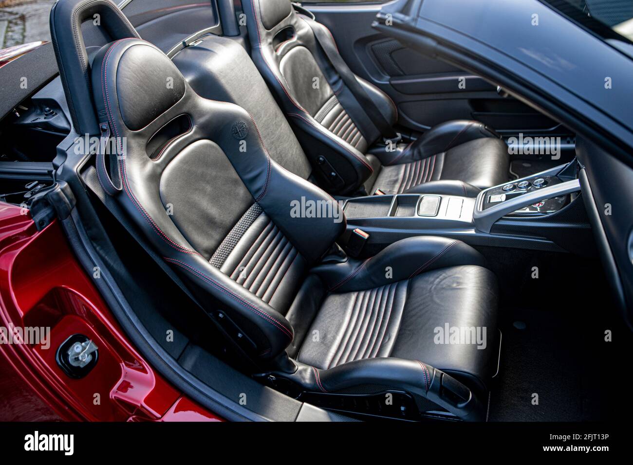 2013 Alfa Romeo 8C Spider Innenraum Stockfoto