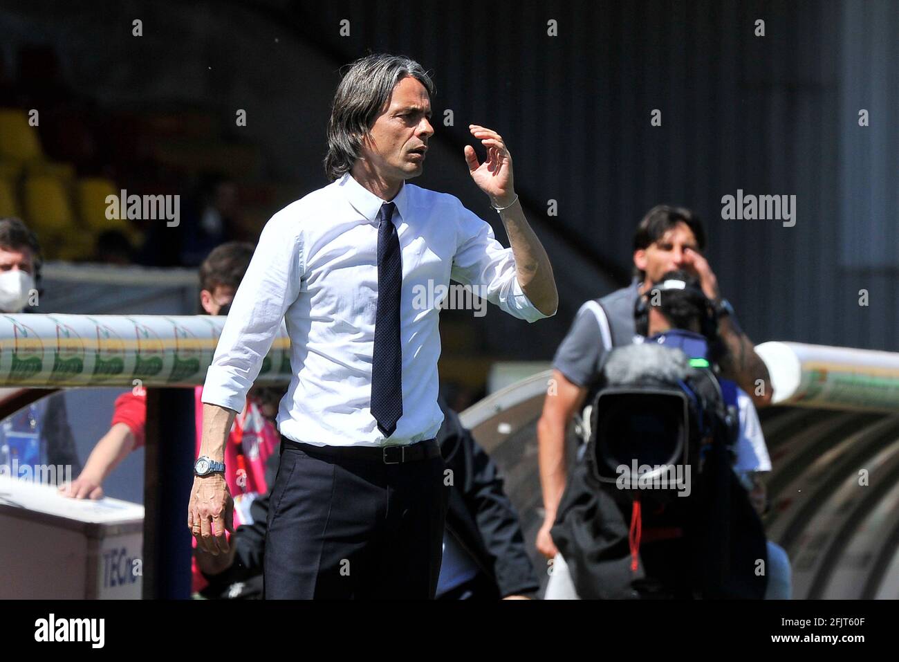 Filippo Inzaghi Trainer Von Benevento Wahrend Des Spiels Der Italienischen Fussball Liga Serie A Zwischen Benevento Gegen Udinese Endergebnis 2 4 Spiel Spielen Stockfotografie Alamy