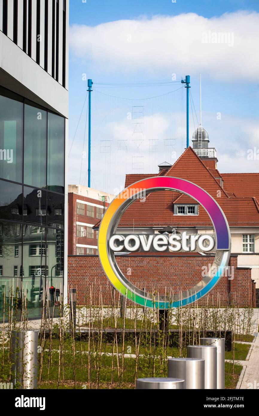 Hauptsitz der Covestro AG, Hersteller von verschiedenen Rohstoffen auf Basis von Polyurethan und Polycarbonat, Firmenlogo, Chempark, Leverkusen, Nort Stockfoto