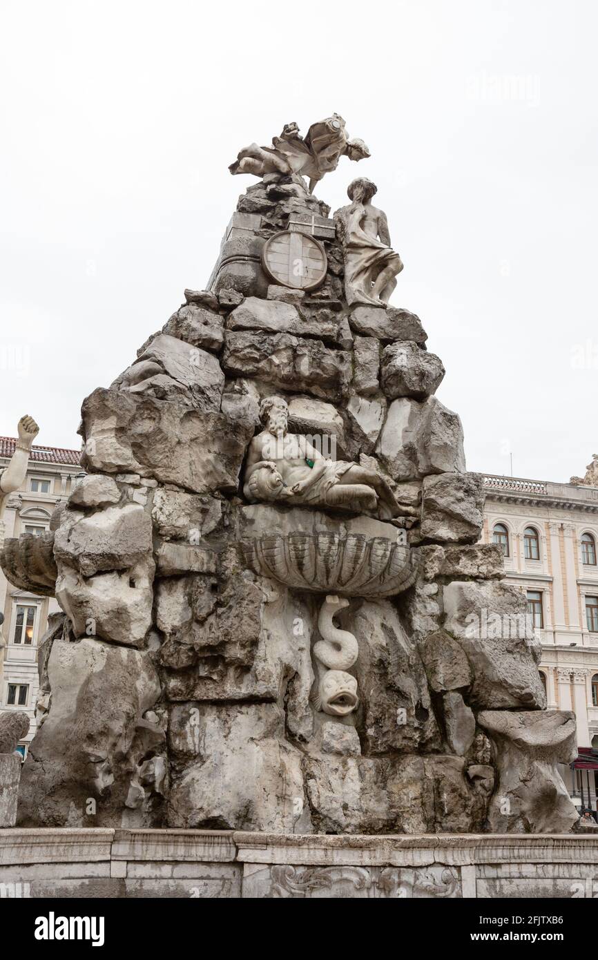 Brunnen der vier Kontinente (Fontana dei Quattro Continenti), Piazza Unità d'Italia, Triest, Italien Stockfoto