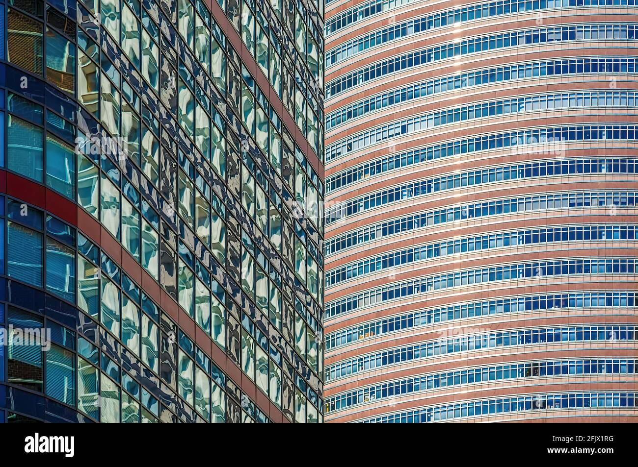 Das Mondrian und das Lipstick Building, Midtown Manhattan Stockfoto