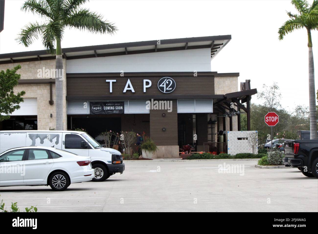 Das Restaurant und die Bar Tap 42 in Broward County in Florida werden bald neu eröffnet. Stockfoto