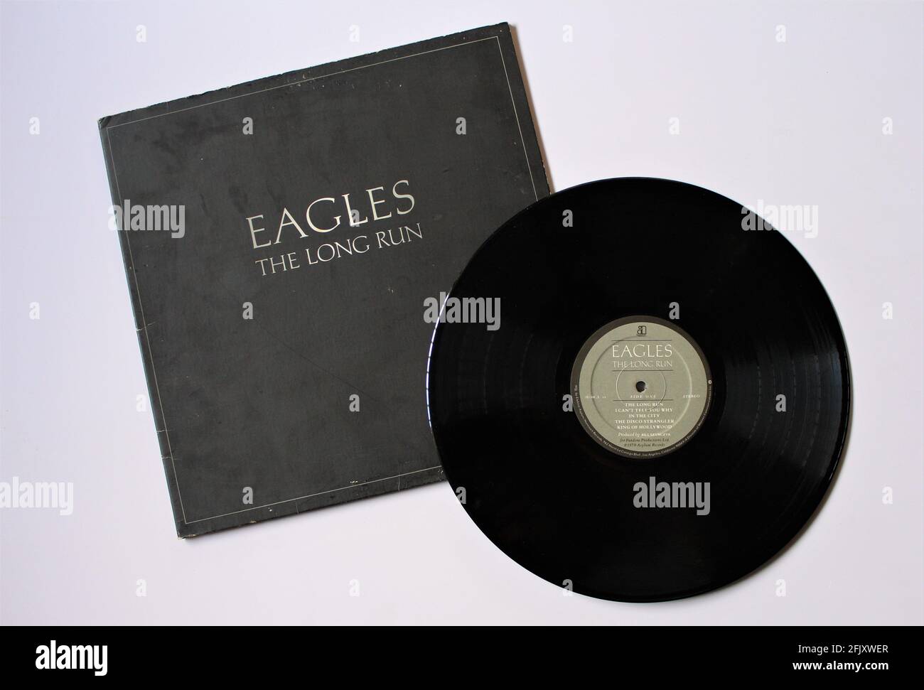 Rockband, das Eagles-Musikalbum auf Vinyl-Schallplatte. Titel: Die Lange Sicht Stockfoto
